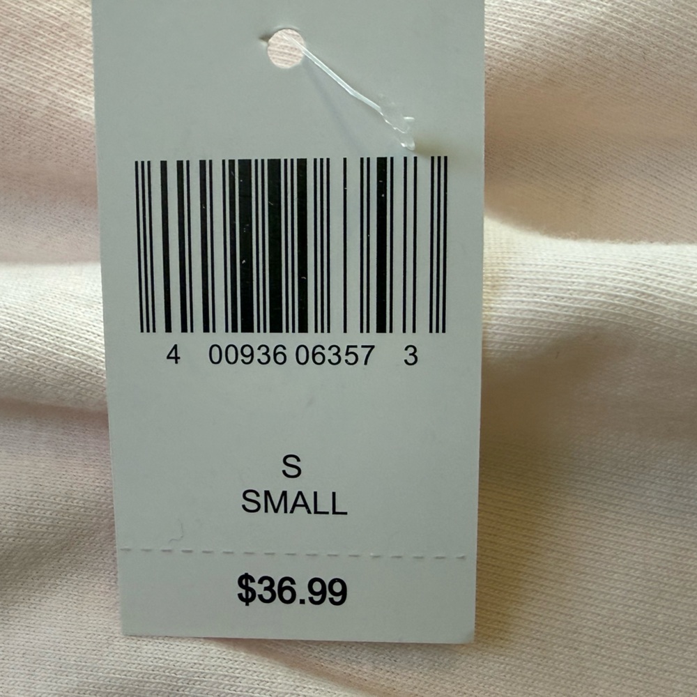 NWT Walt Disney World 50th Anniversary Cinderella Castle T-Shirt Small - Picture 4 of 7